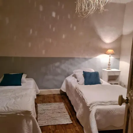 Casa de Férias De La Châteldonnaise